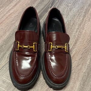 Massimo Dutti Women's Burgundy Loafers with Gold Detailing